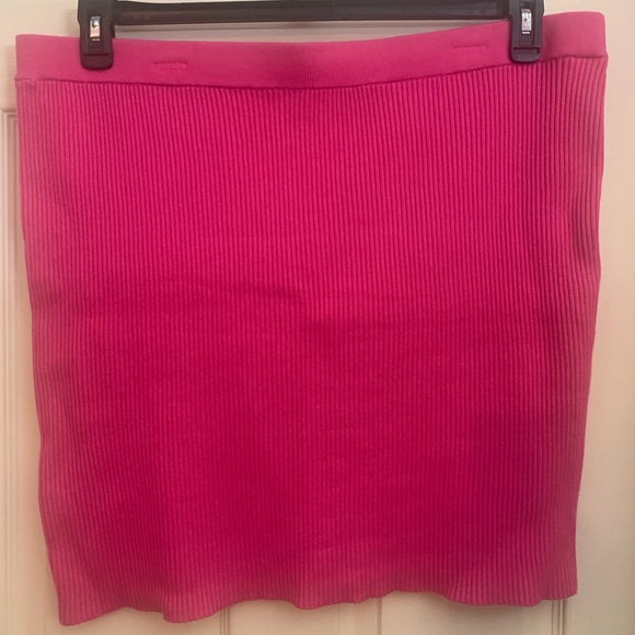 NWT Old Navy High Waisted Ribbed Knit Mini Skirt - Picture 5 of 5